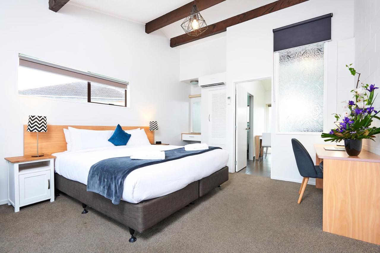 Cobblestone Court Motel Tauranga Extérieur photo
