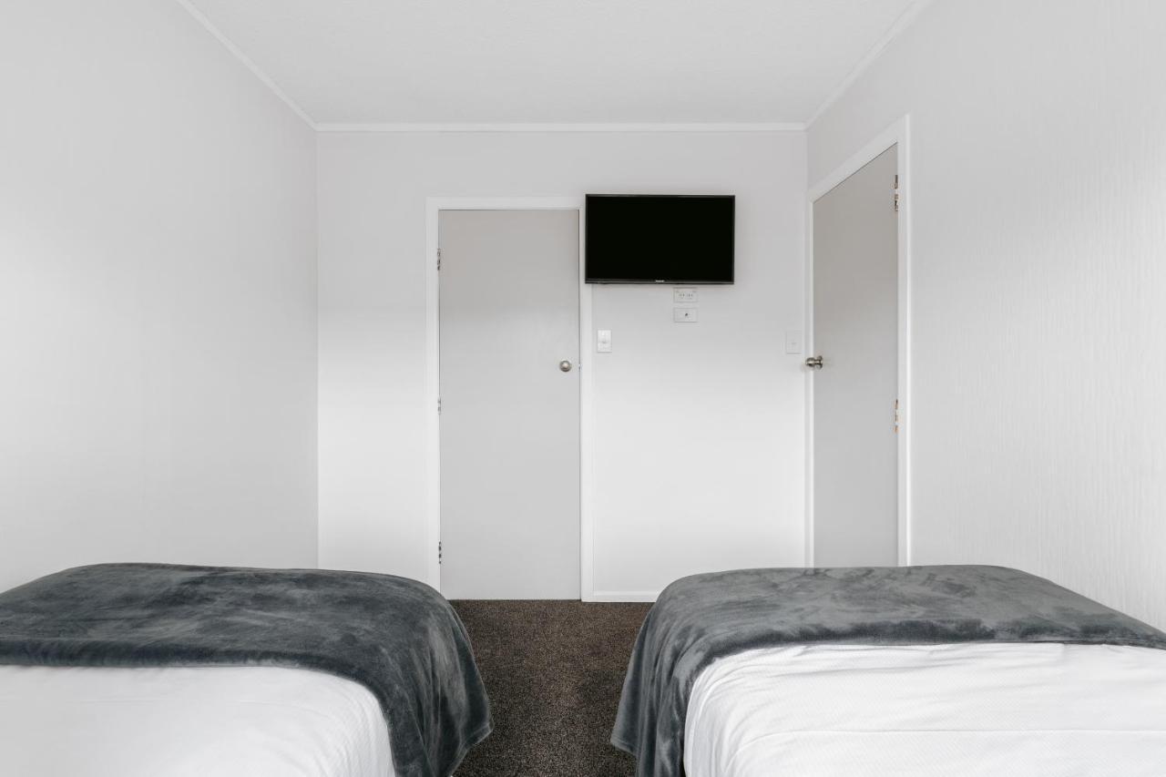 Cobblestone Court Motel Tauranga Extérieur photo