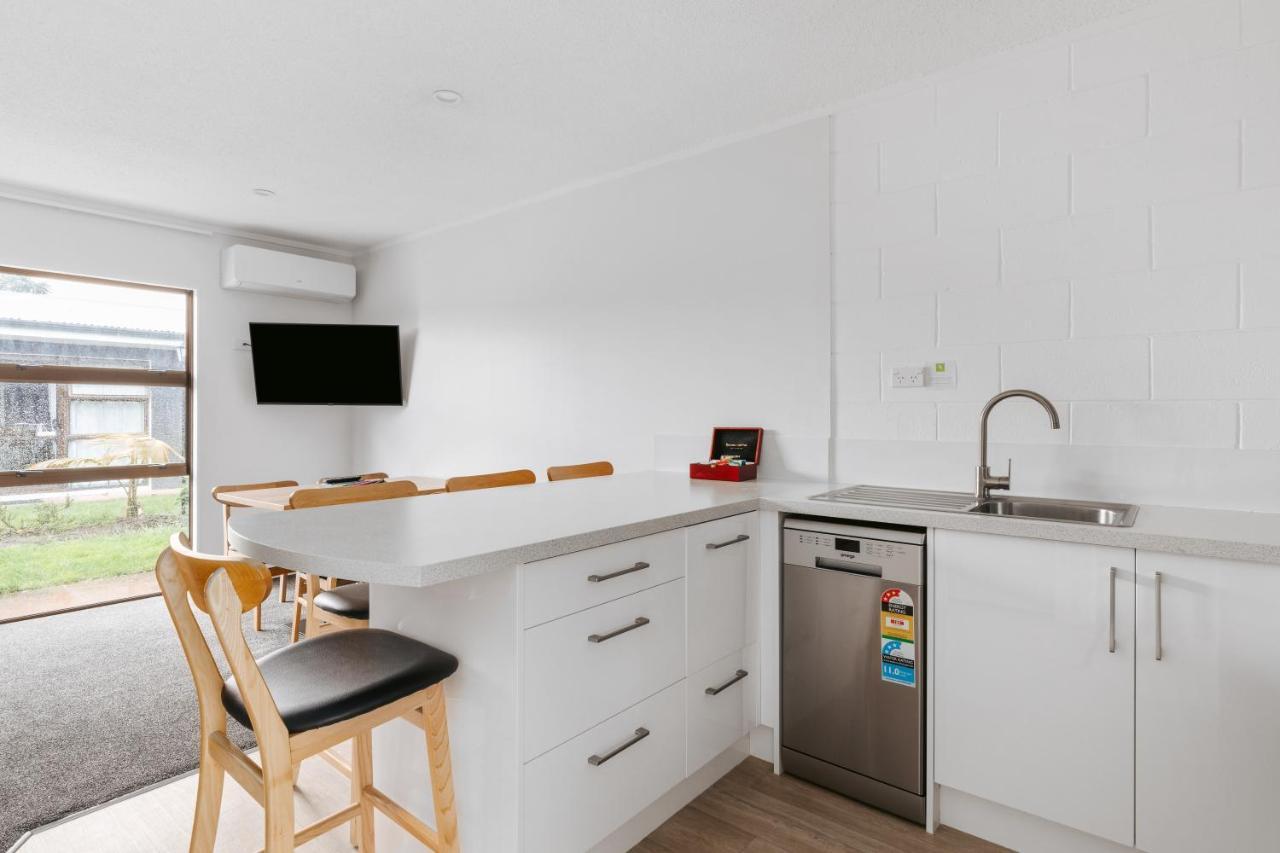 Cobblestone Court Motel Tauranga Extérieur photo
