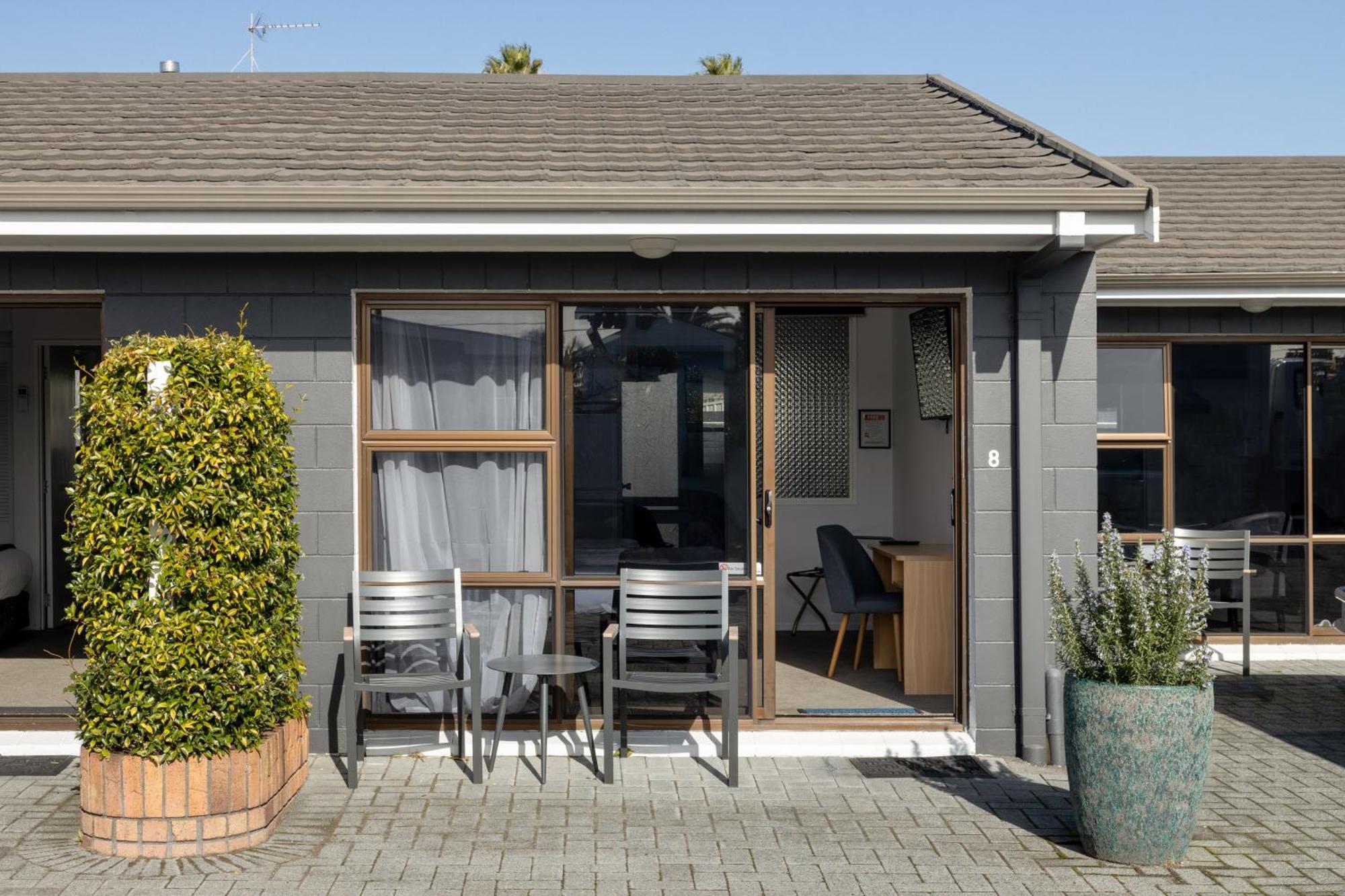 Cobblestone Court Motel Tauranga Extérieur photo