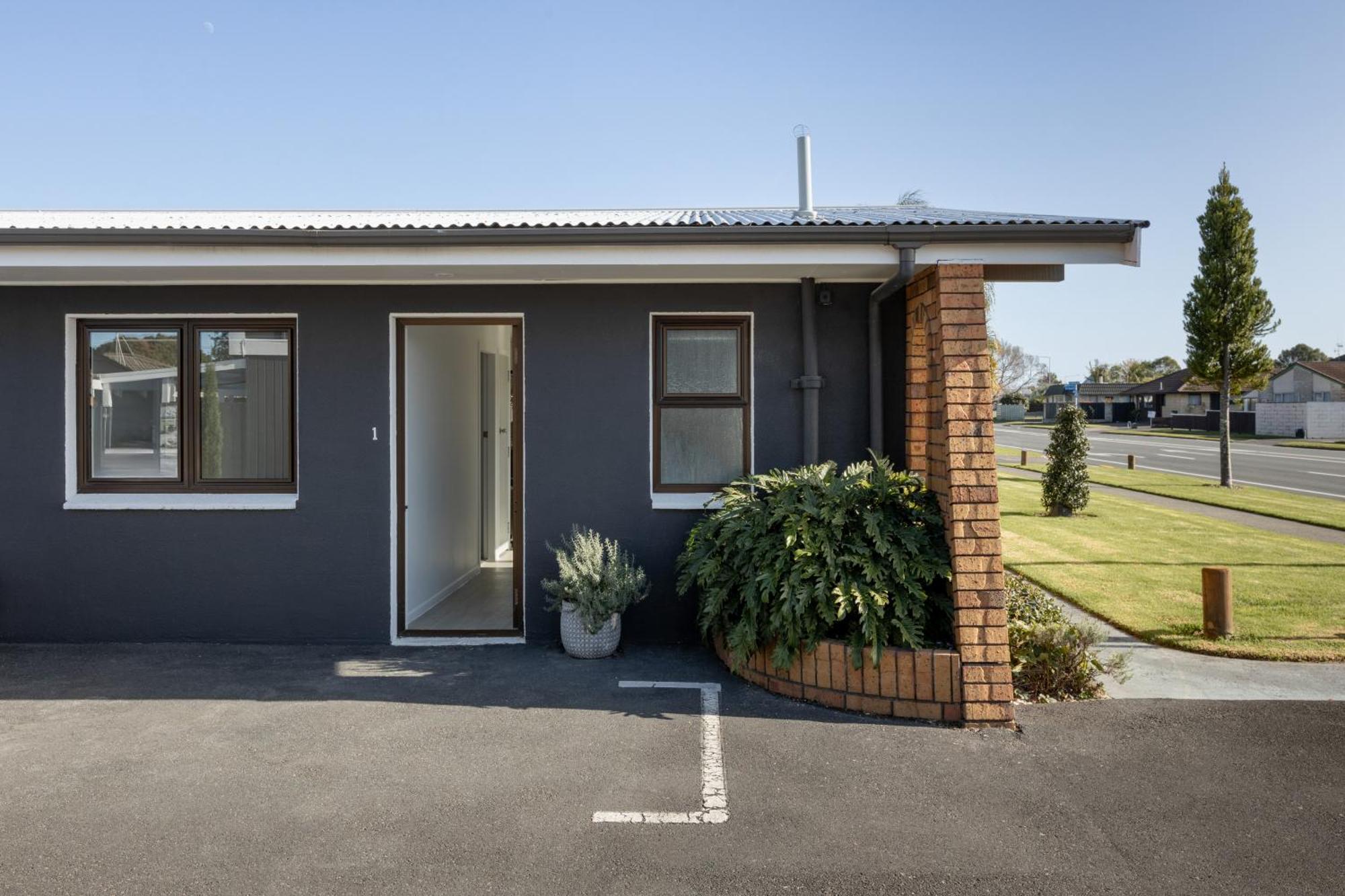 Cobblestone Court Motel Tauranga Extérieur photo
