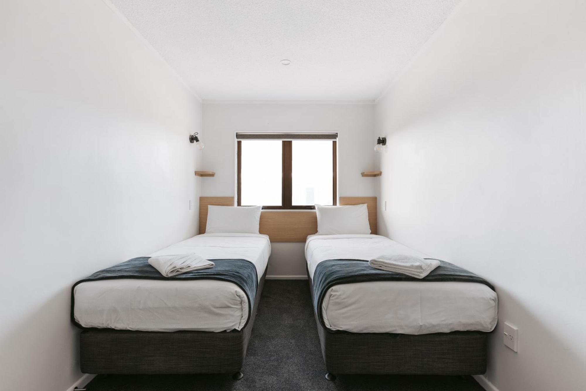 Cobblestone Court Motel Tauranga Extérieur photo